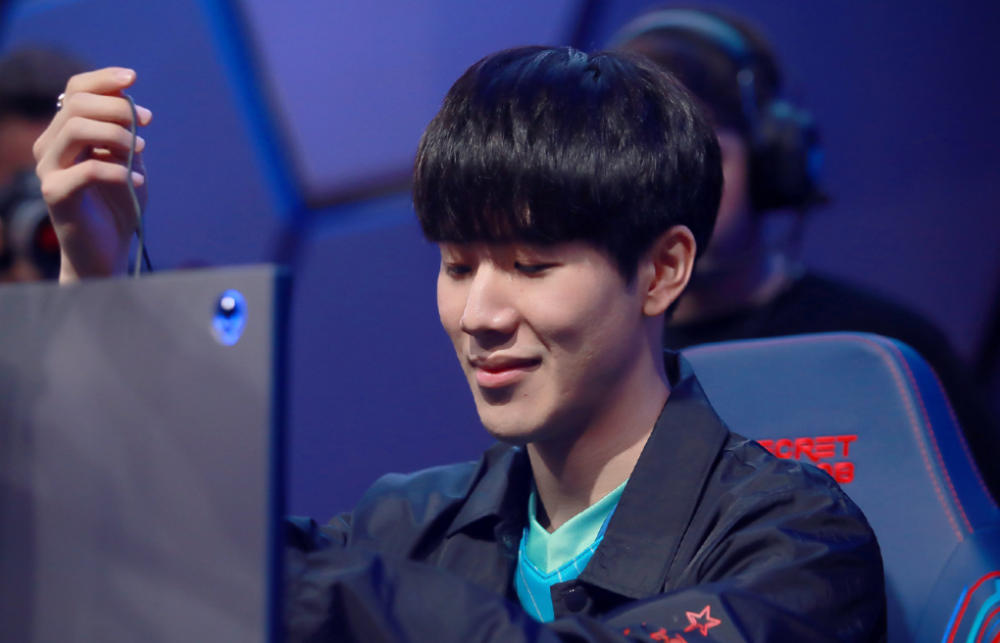 并不只是简 并不只是简