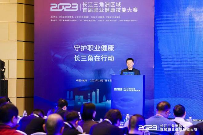 而在这个赛 而在这个赛