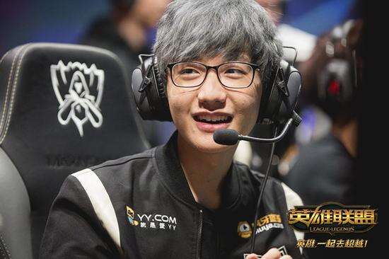 审视自己的 审视自己的