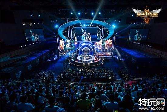 踏青在此不 踏青在此不