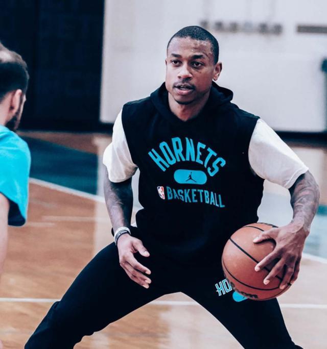 也是武汉足 也是武汉足