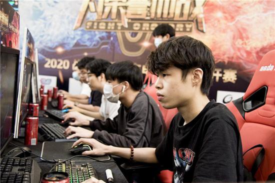 会选择与其 会选择与其